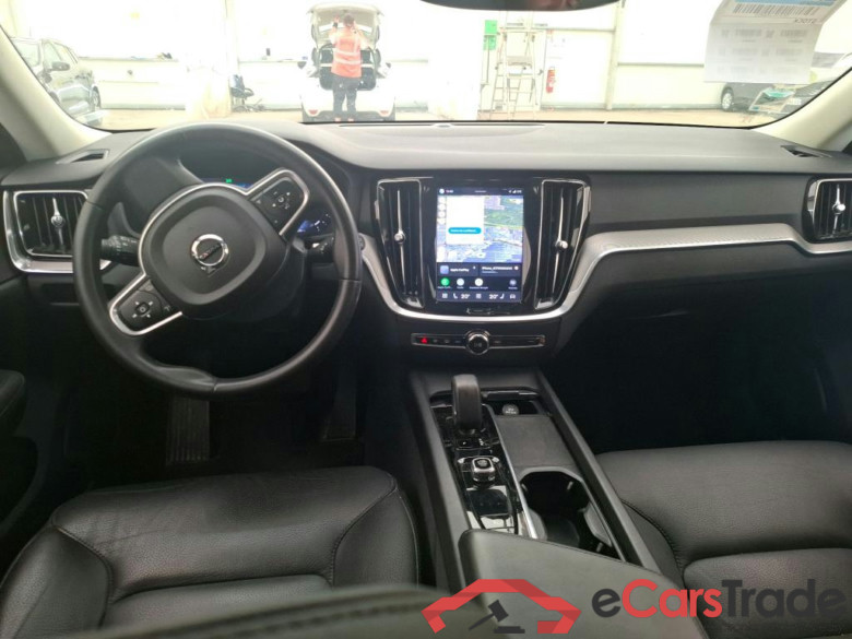 VOLVO V60 / 2018 / 5P / Break B4 197 Geartronic 8 Start #5