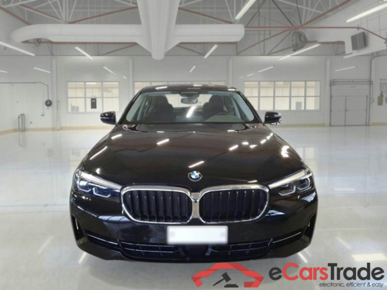 BMW SERIE 5 / 2020 / 4P / BERLINA 520D AUT BUSINESS MH48V #6