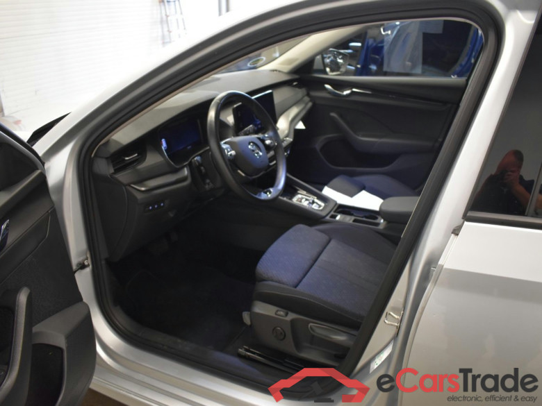 Octavia Combi Ambition 2.0 TDI 85KW AT7 E6d #4