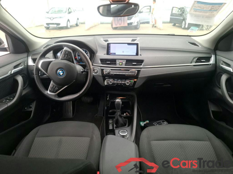 BMW X2 2017 5P SUV xDrive25e Business Design BVA6 #6