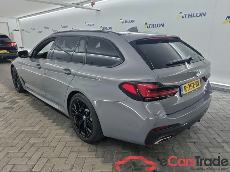 BMW 5-serie Touring 530e Business Edition Plus 5D 215kW #4