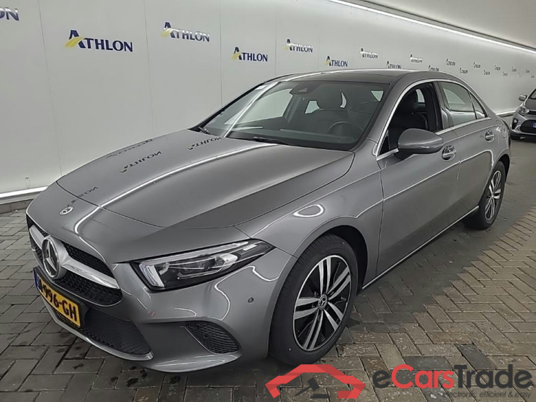 MERCEDES-BENZ A-klasse A 250 e 8G-DCT Bus Sol Luxury Limited 5D 160kW