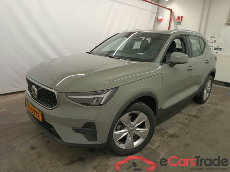 Volvo XC40 B3 Core DCT 5d #1