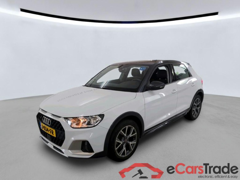 AUDI A1 citycarver 70 kW #1