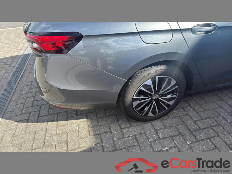 SKODA Superb SW Superb Combi 1.5 TSI ACT MHEV Anniversary Edition DSG #5