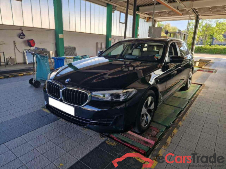 BMW 5 Touring (G31)(2017->) DE - Kb5 530 i Mild-Hybrid EU6d, OPF, (Facelift) 2022 - 2024 #1