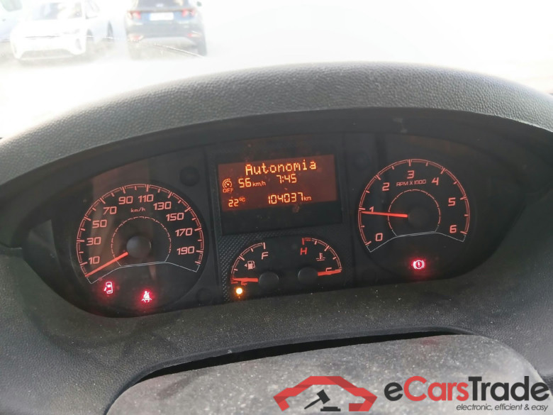 PEUGEOT Boxer / 2014 / 4P / furgón Pack 335 L2H2 BlueHDi 96KW (130CV) #4