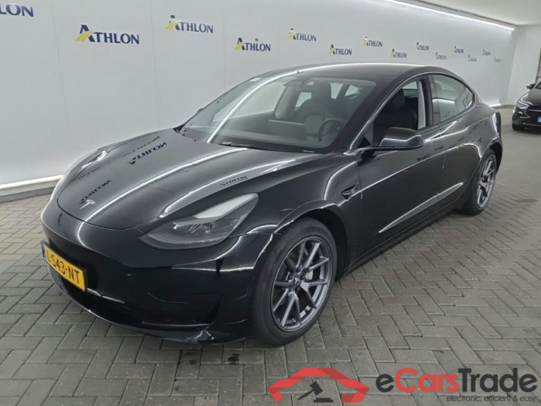 Tesla Model 3 Standard Range Plus RWD 4D 225kW