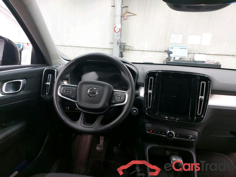 Volvo XC40 1.5 T3 LED Virtual ACC Navi KeylessGo Klima PDC ... #3