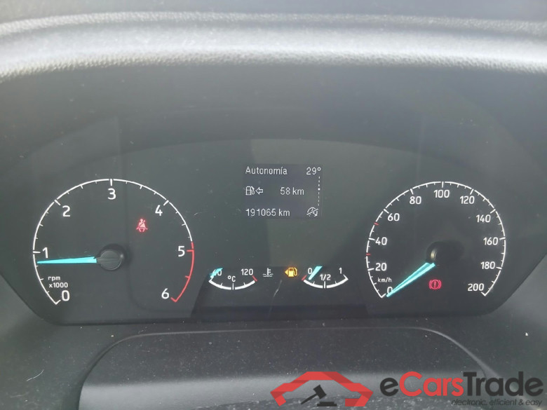 FORD Transit Custom / 2012 / 4P / furgón Van 2.0 TDCI 96kW 280 L1 Trend #4