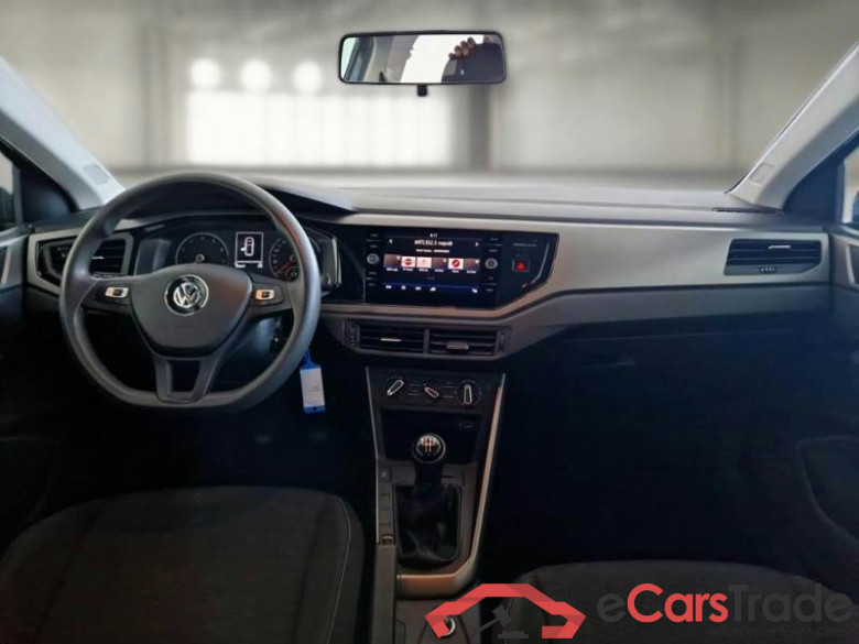 VOLKSWAGEN POLO / 2017 / 5P / BERLINA 1.0 TSI COMFORTLINE BMT #3