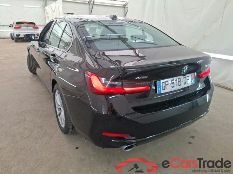 BMW Série 3 Berline / 2022 / 4P / Berline 320d xDrive 190ch Business Design BVA8 #2