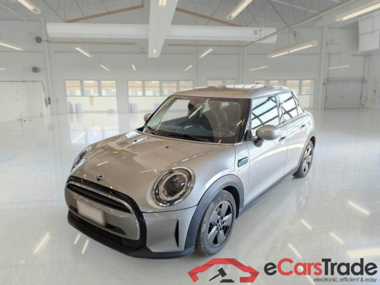 MINI MINI / 2021 / 5P / BERLINA COOPER CLASSIC AUTO #1