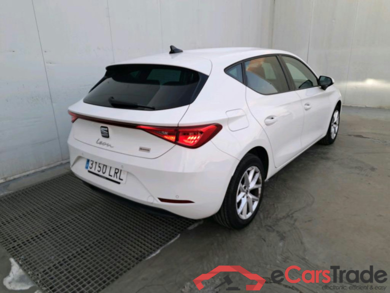 SEAT Nuevo León / 2020 / 5P / berlina con portón 2.0 TDI 85kW S&S Style Go (AC3) #2