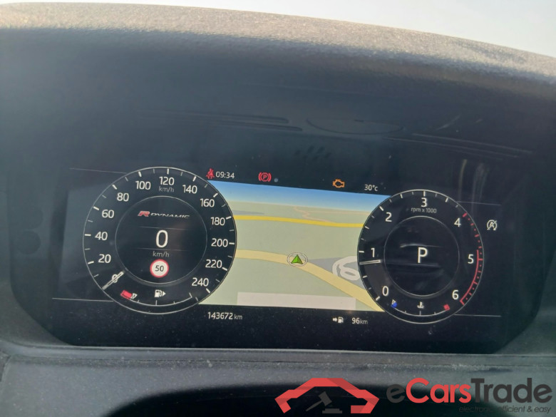LAND ROVER Range Rover Velar / 2017 / 5P / todoterreno 2.0 D180 132kW R-Dynamic S 4WD Auto #4