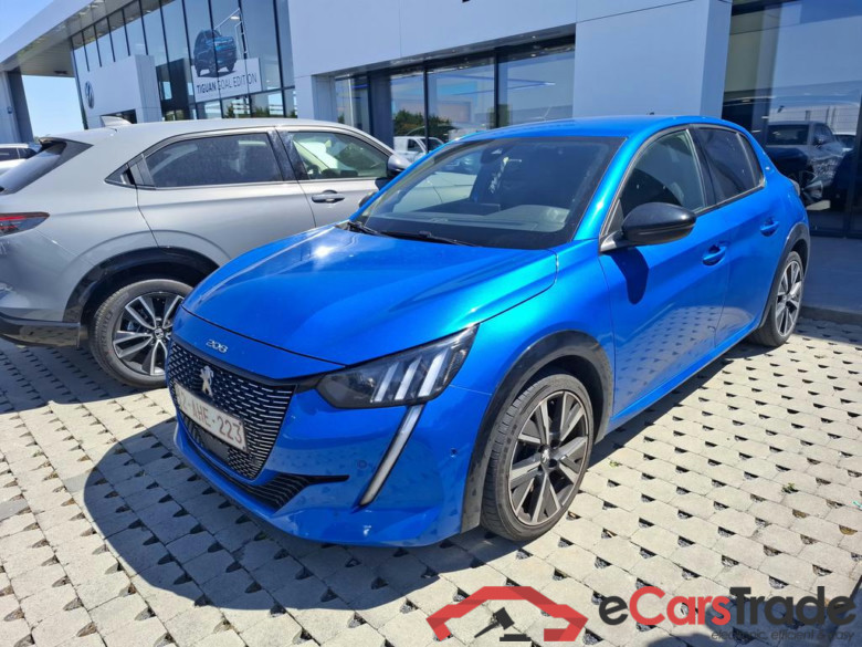 PEUGEOT 208 1.5 BlueHDi GT #1