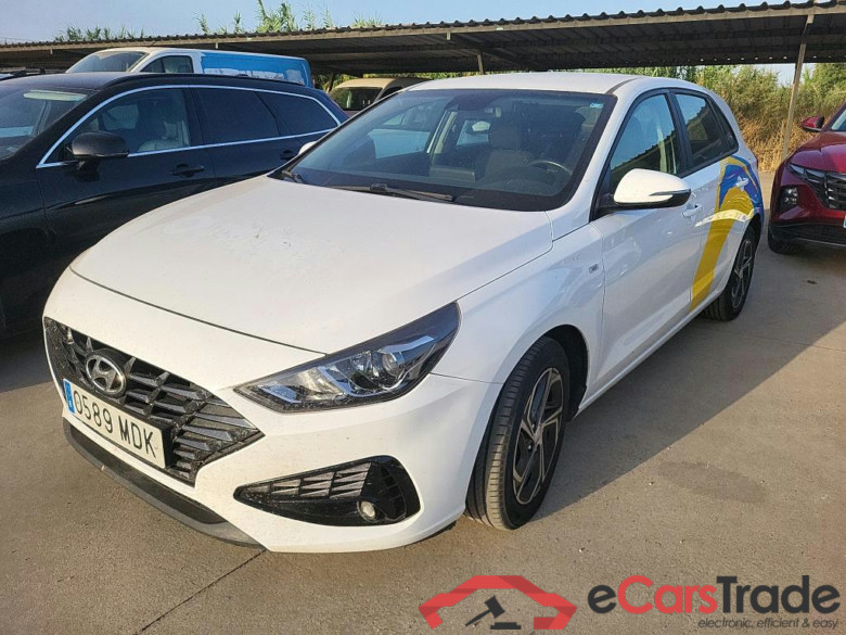 HYUNDAI i30 / 2020 / 5P / berlina con portón 1.0 TGDI 48V Klass
