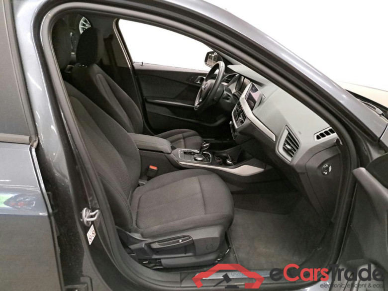 BMW 118d Aut. LED Navi KeylessGo Klima PDC ... #5
