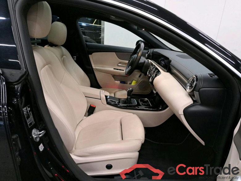 MERCEDES - MER CLA SHOOTING BRAKE 180 136PK Business Solution Luxury & Pack Plus & Smartphone Integration & Trailer Towing Hook  * PETROL * #3