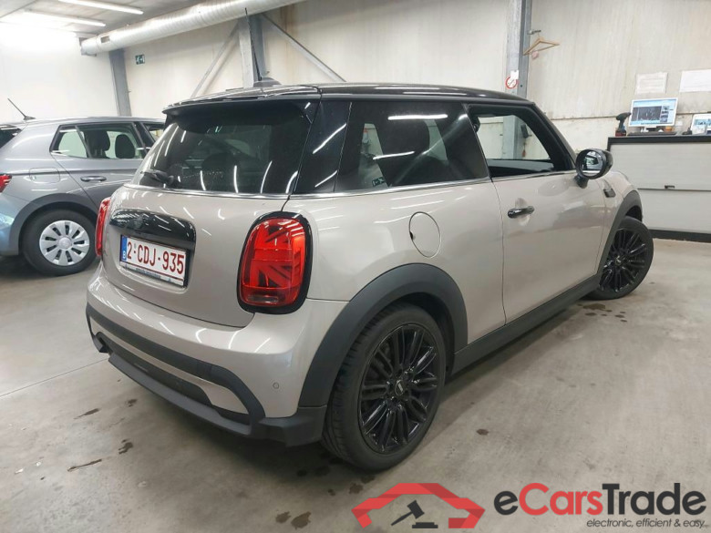 MINI - MIN COOPER 1.5iA 136PK Business Edition With Leatherette Sport Seats  & Driving Assistant Plus & Transparent Sunroof * PETROL * #2