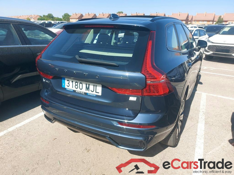 VOLVO XC60 2.0 T6 AWD Recharge Plus Dark Auto #2