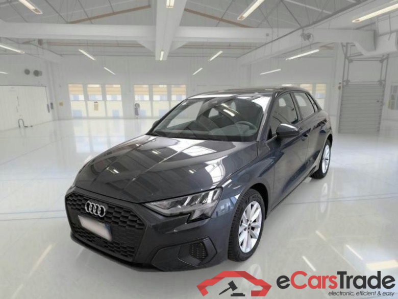 AUDI A3 / 2020 / 5P / BERLINA 30 TFSI S TRONIC BUSINESS S.BACK #1