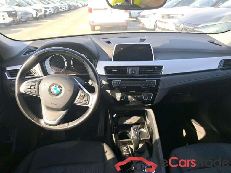 BMW X2 / 2017 / 5P / todoterreno sDrive18d #3
