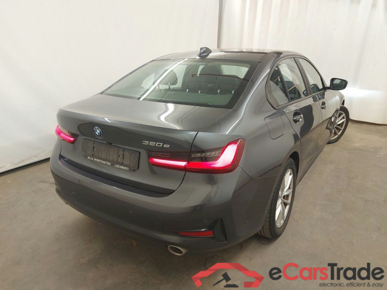BMW 3 Reeks Berline 320e (150 kW) 4d #2