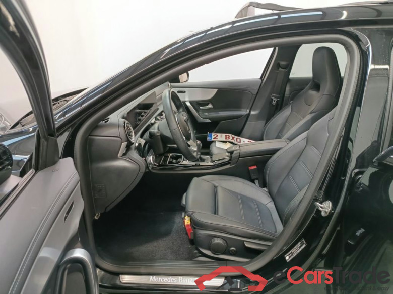 Mercedes-Benz A-Klasse A 200 5d #3