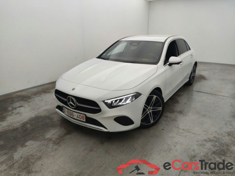 Mercedes-Benz A-Klasse A 180 Luxury Line 5d