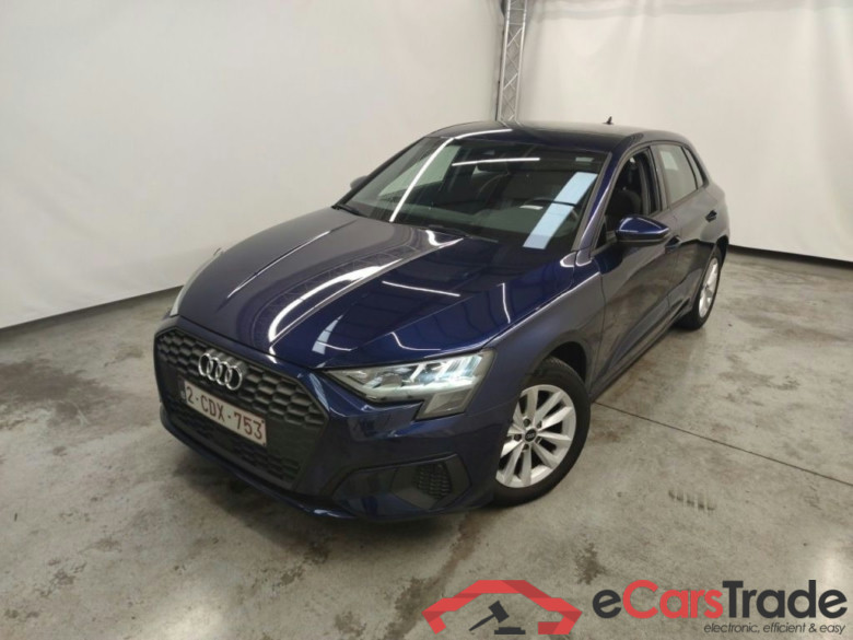 Audi A3 Sportback 2.0 35 TDi 110kW S tronic Attraction B.E 5d #1