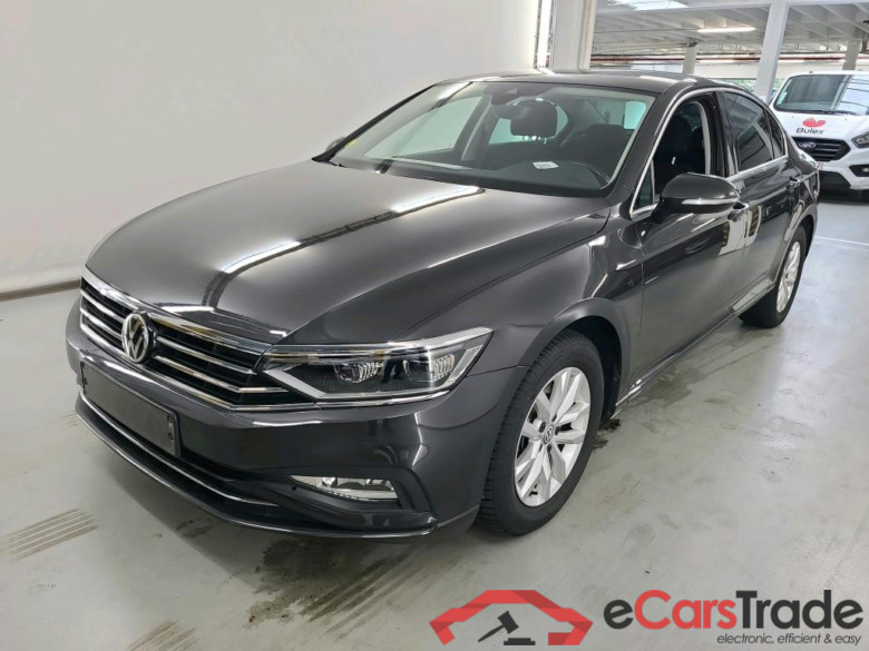 VOLKSWAGEN PASSAT DIESEL - 2019 1.6 TDi SCR Style Business DSG