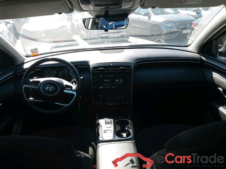 HYUNDAI Tucson / 2020 / 5P / todoterreno 1.6 TGDI PHEV 195kW Maxx Auto 4X4 #3