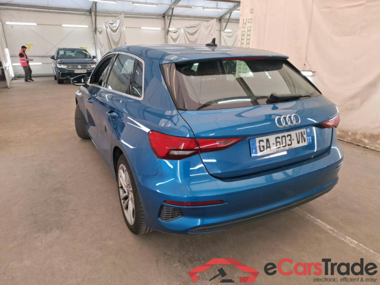 AUDI A3 Sportback / 2020 / 5P / Berline 35 TFSI 150 MHEV S Tronic Design #2