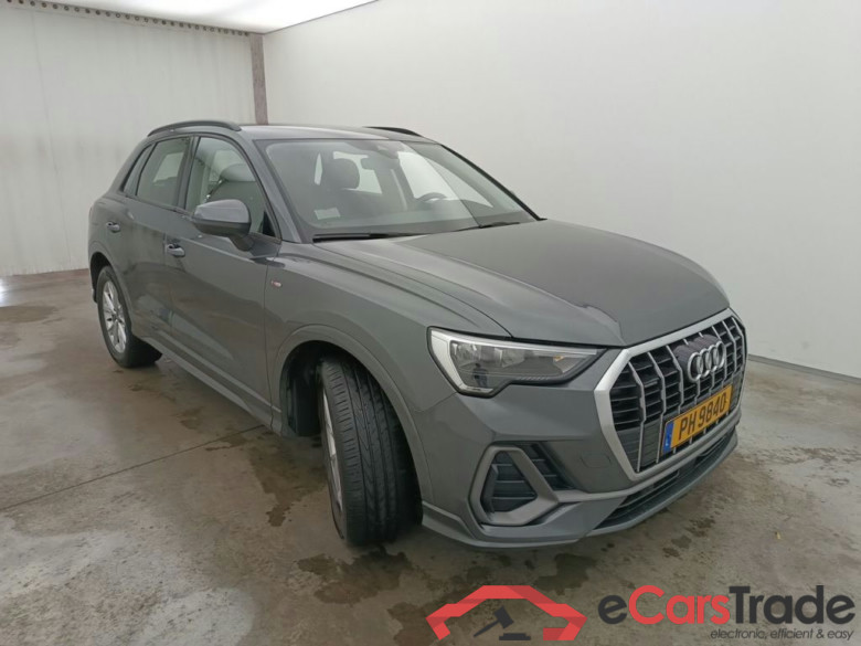 AUDI Q3 DIESEL - 2020 40 TDi 200 Quattro S line S tronic 5d #5