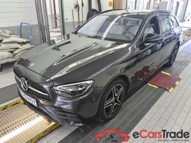 Mercedes-Benz E T-Modell (BM 213)(06.2016->) DE - Kb5 E 300 de EU6d, AMG Line, (Facelift) 2020 - 2023