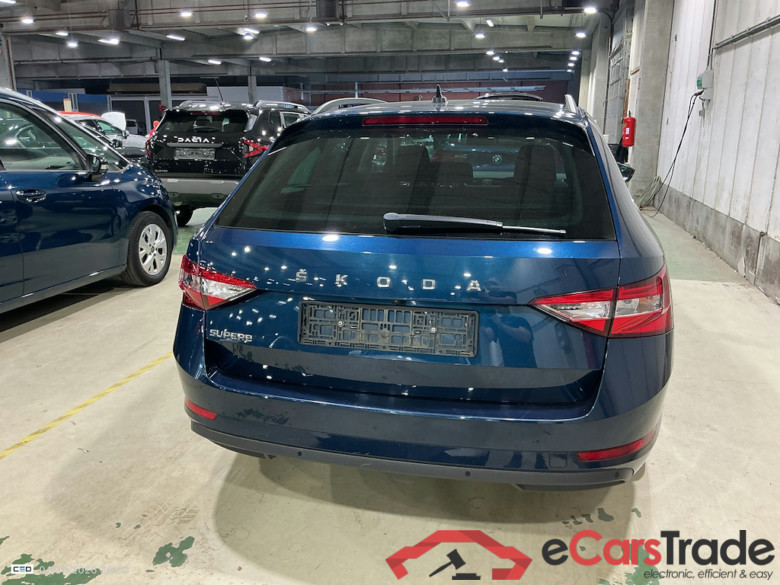 SKODA SUPERB COMBI DIESEL - 2019 2.0 CR TDi Ambition DSG #5
