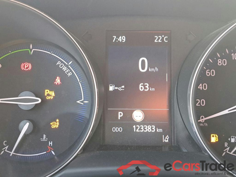 TOYOTA C-HR / 2019 / 5P / todoterreno 2.0 180H Advance #5