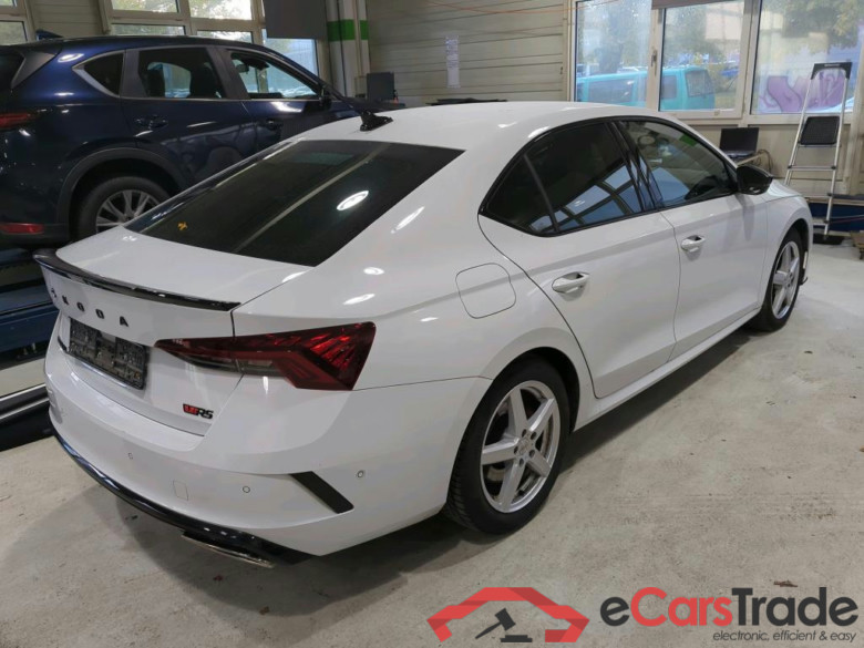 Achtung Hagelschaden!!! Octavia Lim. RS Plus 2.0 TSI 180KW AT7 E6d #2
