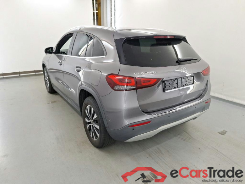 MERCEDES-BENZ GLA - Klasse 1.3 GLA 250 E DCT BUSINESS SOLUTION #3