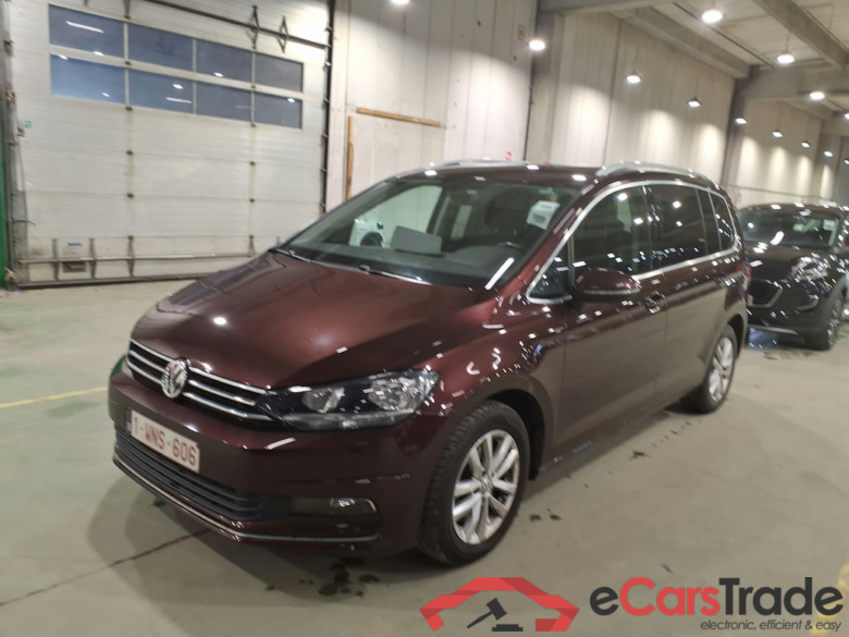 VOLKSWAGEN TOURAN DIESEL - 2015 1.6 TDi SCR Highline DSG (EU6.2) STOCK #1