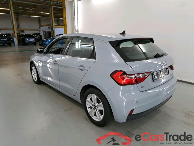AUDI A1 1.0 25 TFSI ATTRACTION #3