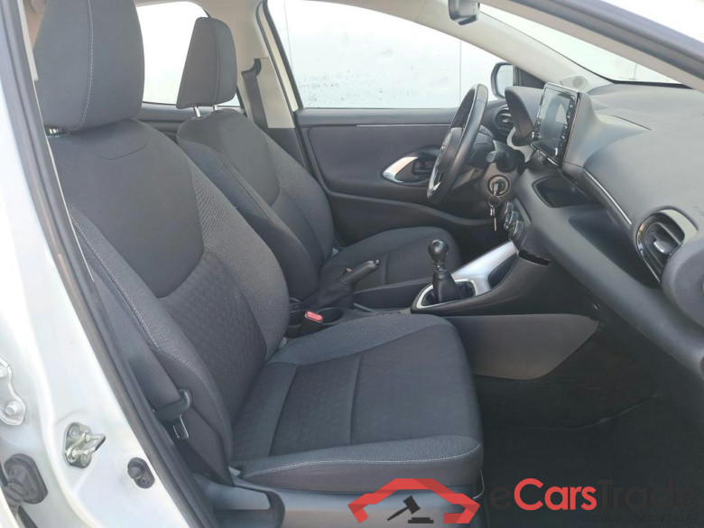 TOYOTA Yaris / 2020 / 5P / berlina con portón 1.5 125 S-Edition #6
