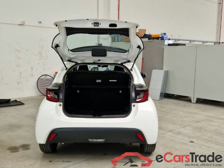TOYOTA YARIS / 2020 / 5P / BERLINA HYBRID BUSINESS MY22 #5