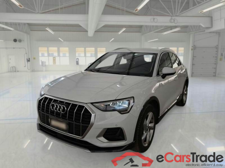AUDI Q3 / 2018 / 5P / SUV 35 TDI S TRONIC BUSINESS ADVANCED #1