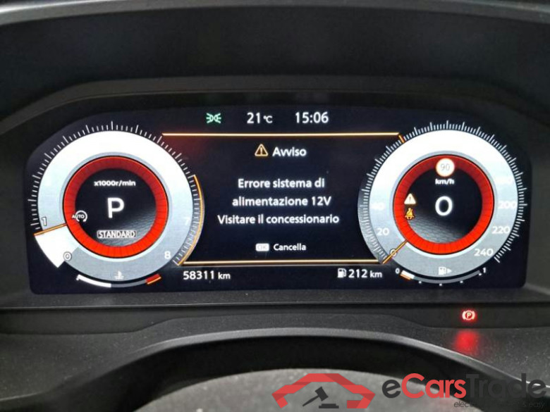 NISSAN QASHQAI / 2021 / 5P / CROSSOVER 1.3 MHEV 158 TEKNA+ 4WD XTRONIC #4