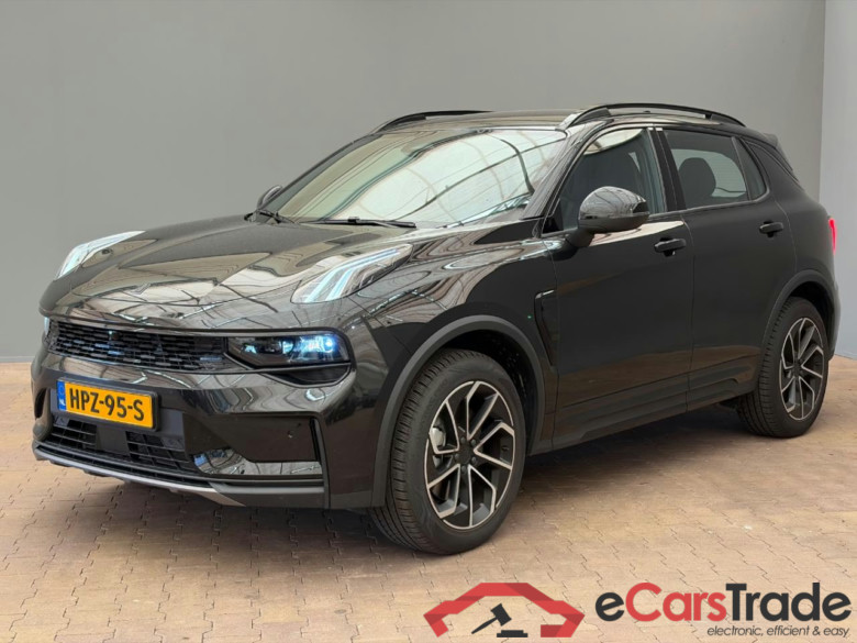 LYNK & Co 01 1.5 Core #1