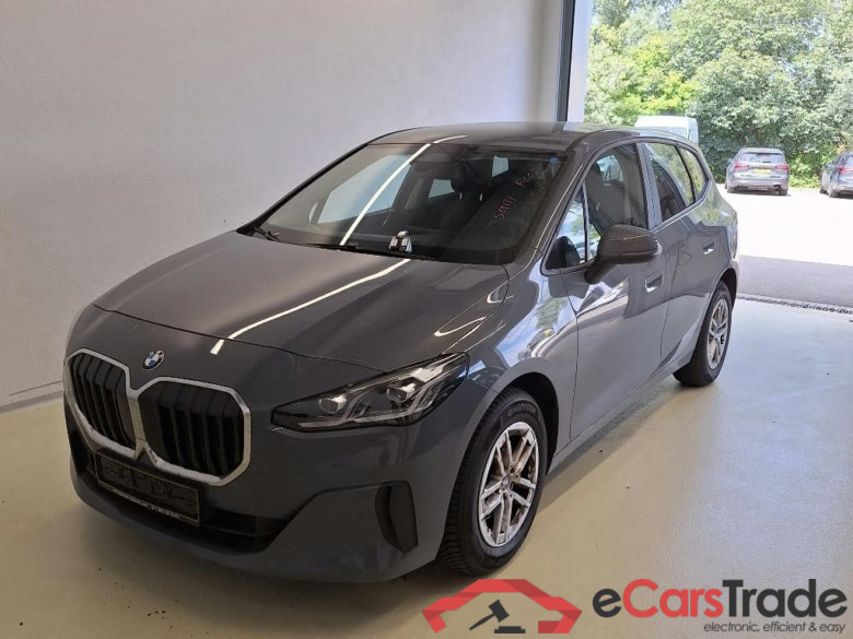 BMW 218d Active Tourer Aut. LED LC-Pro Navi-Pro KeylessGo Camera Klima PDC ... #1