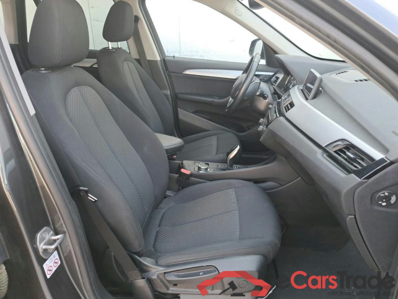 BMW X1 / 2019 / 5P / todoterreno sDrive18d #6