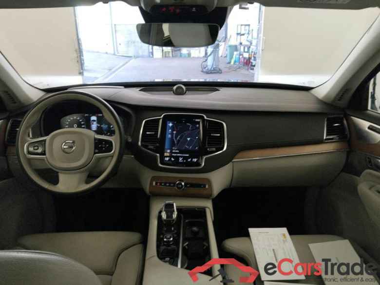 VOLVO XC90 / 2019 / 5P / todoterreno 2.0 T8 AWD Recharge Inscription Auto #3